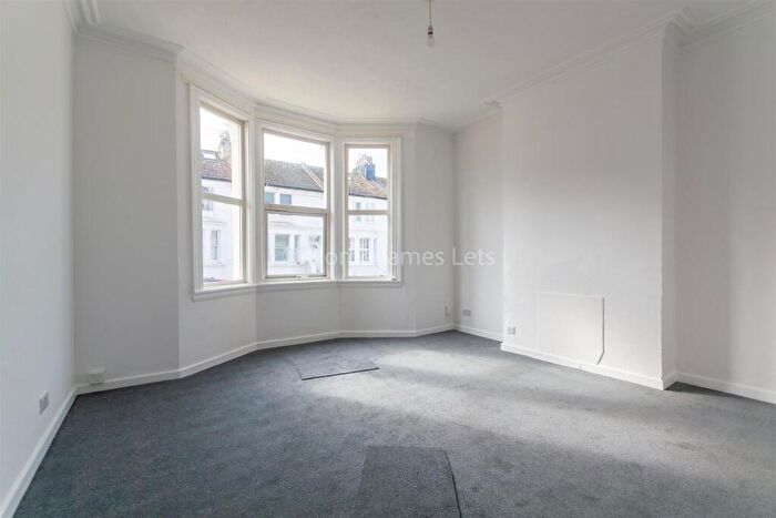 1 Bedroom Apartment To Rent In Goldstone Road, Hove, BN3
