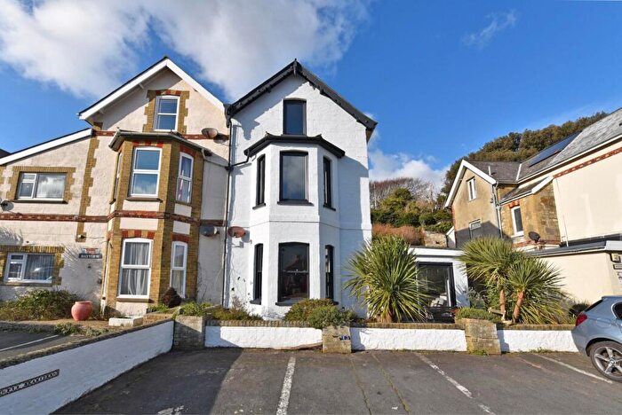 6 Bedroom Semi-Detached House For Sale In Spring Gardens, Ventnor, PO38