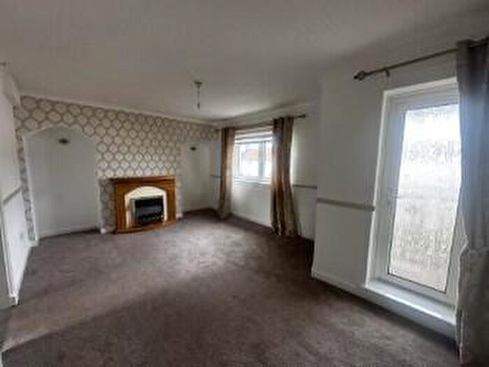 2 Bedroom Flat To Rent In Arnprior Road, Glasgow, G45