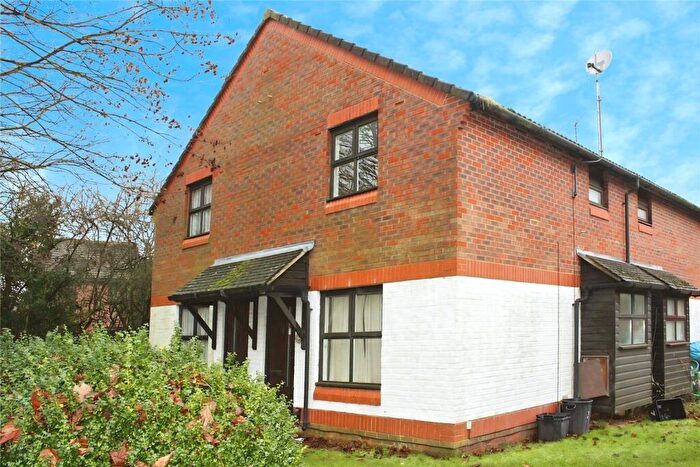 1 Bedroom End Of Terrace House To Rent In Nutmeg Close, Earley, Reading, Berkshire, RG6