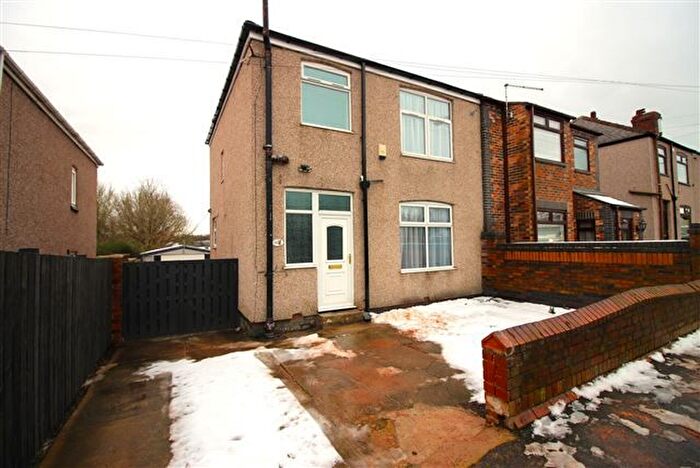 3 Bedroom Semi-Detached House To Rent In Stradbroke Road, Sheffield, S13