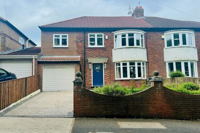 5 Bedroom Semi-Detached House For Sale In West Park, Middle Herrington, SR3