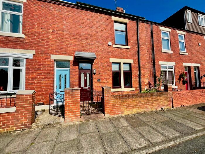 3 Bedroom Terraced House To Rent In Coquet Street, Jarrow, NE32