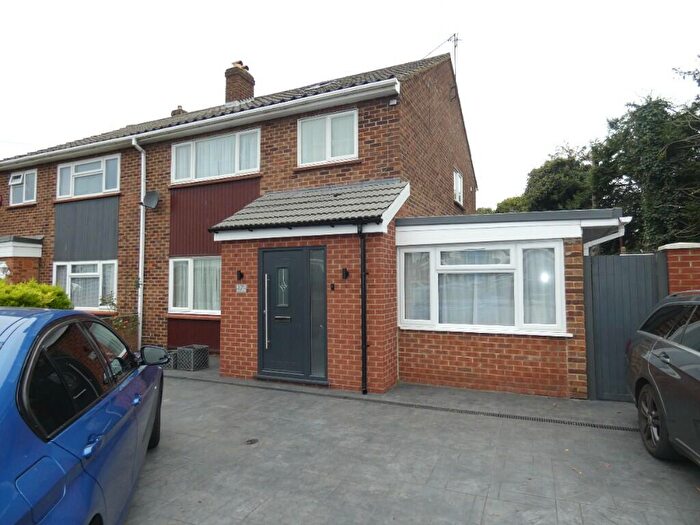 Studio To Rent In Twinches Lane, Cippenham, SL1