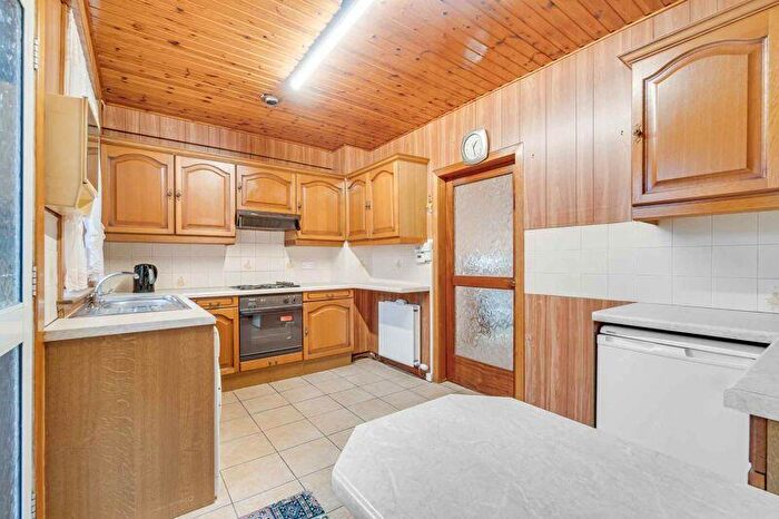 3 Bedroom Semi-Detached Villa For Sale In Castle Croft, Dalmellington, KA6