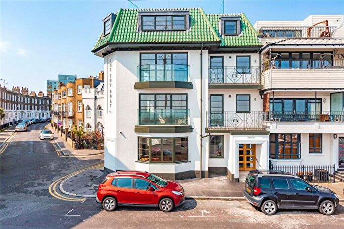 2 Bedroom Flat To Rent In Sion Hill, Ramsgate, Kent, CT11