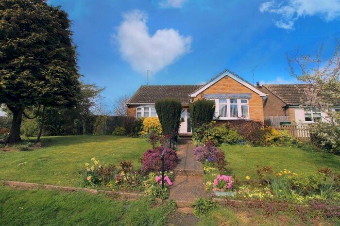 3 Bedroom Detached Bungalow For Sale In Rosebank The Broadway Norton, NN11