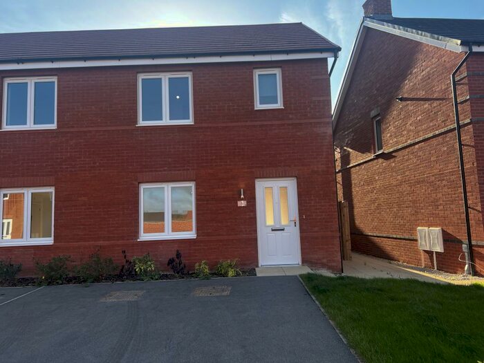 3 Bedroom House To Rent In Claydon Street, Mickleover, Derby, DE3