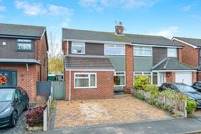 3 Bedroom Semi Detached House For Sale In Willow Drive, Stockton Heath, WA4