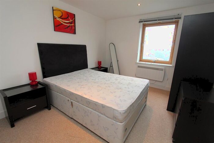 1 Bedroom Flat To Rent In The Boulevard, Hunslet, Leeds, LS10