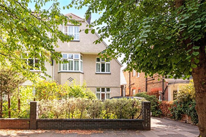 5 Bedroom Semi-Detached House For Sale In East Sheen Avenue, East Sheen, London, SW14