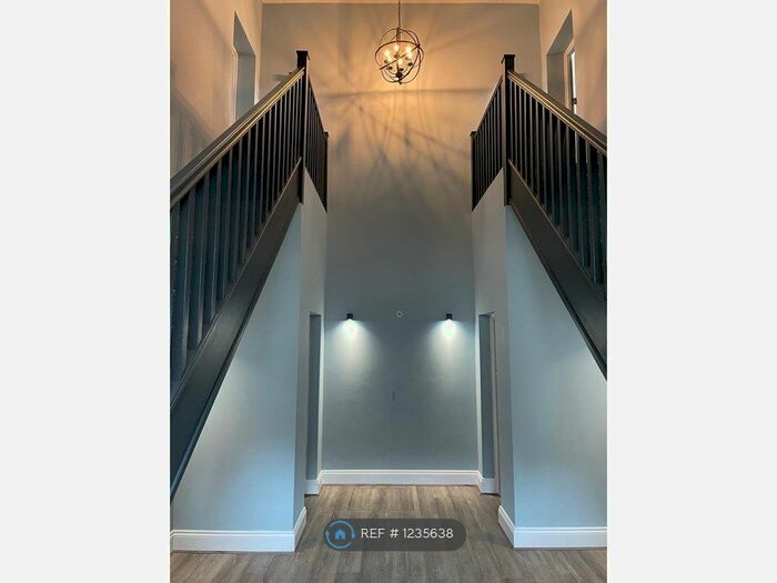 1 Bedroom Flat To Rent In New Castle Street, Merthyr Tydfil CF47