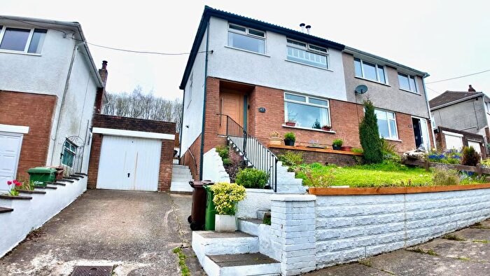 3 Bedroom Semi Detached House For Sale In Penallta Road, Ystrad Mynach, CF82