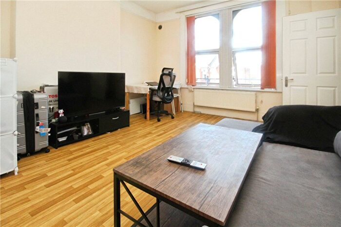 1 Bedroom Flat To Rent In Brigstock Road, Thornton Heath, CR7