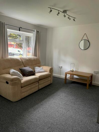 1 Bedroom Flat To Rent In Denbigh Drive, West Bromwich, B71
