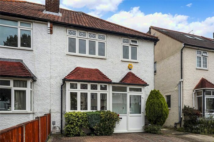 3 Bedroom End Of Terrace House To Rent In Grasmere Avenue, Morden SW19
