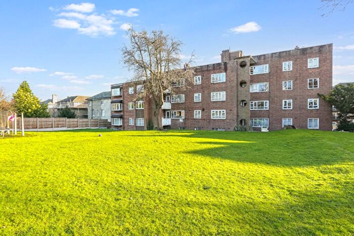 2 Bedroom Apartment To Rent In Two Bedroom Flat For Rent On Anerley Park, SE20
