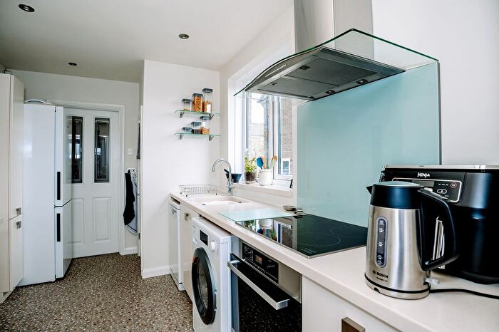 3 Bedroom Semi-Detached House For Sale In Winchester Crescent, Fulwood, S10
