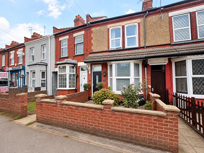 2 Bedroom Terraced House To Rent In Ramridge Road, Luton, Bedfordshire, LU2