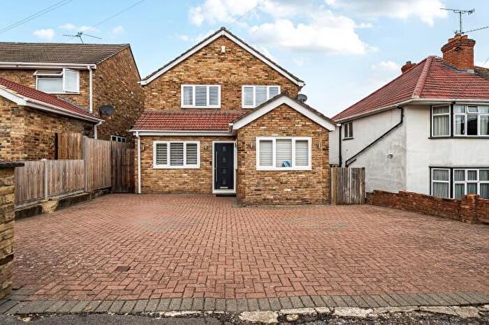 4 Bedroom Detached House For Sale In Boyn Valley Road, Maidenhead, SL6