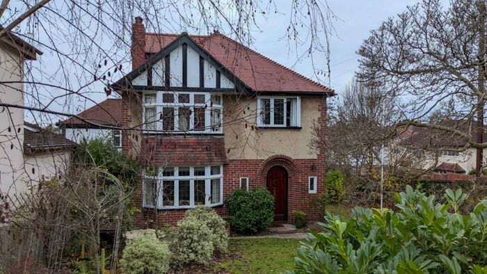 4 Bedroom House To Rent In Birbeck Road, BS9