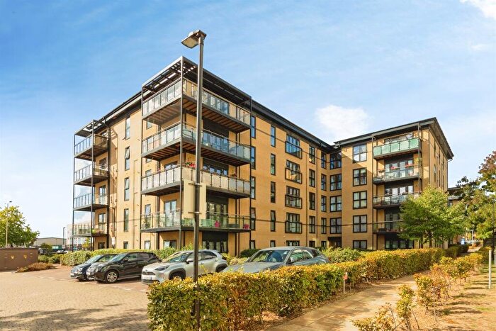 1 Bedroom Apartment For Sale In Bessemer Road, Welwyn Garden City, AL7