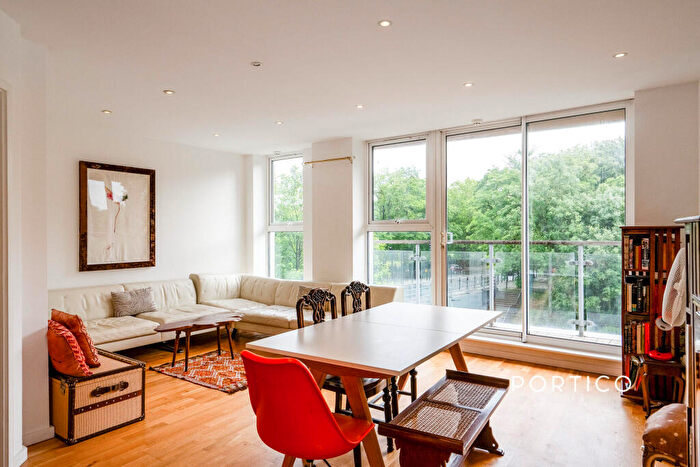 2 Bedroom Apartment To Rent In Victoria Wharf, Palmers Road, E2