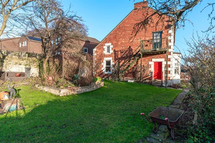2 Bedroom Flat To Rent In Killingworth Road, Killingworth Village, NE12