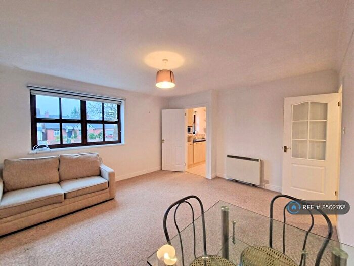 2 Bedroom Flat To Rent In Springfield Road, Sutton Coldfield, B76