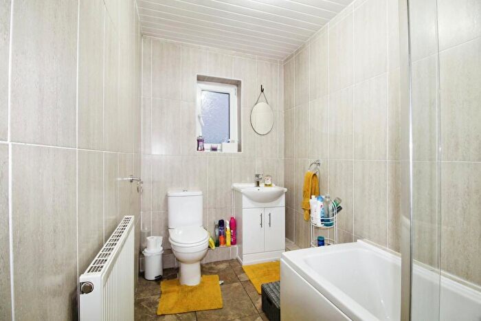 2 Bedroom Terraced House For Sale In Chorley Road, Bolton, BL5