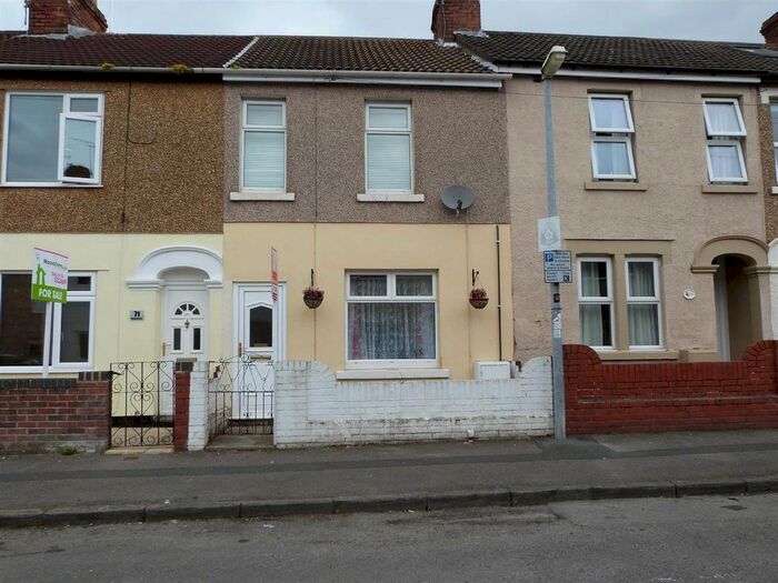 2 Bedroom Terraced House To Rent In Dean Street, Swindon, SN1