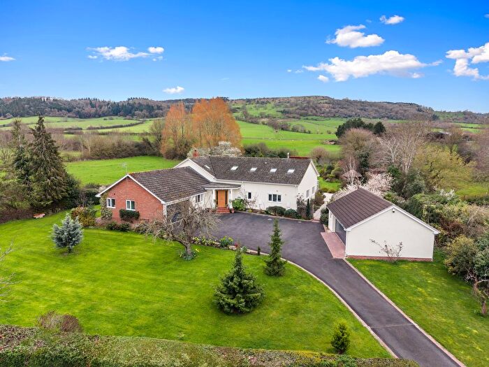 5 Bedroom Detached House For Sale In Russell Street, Great Comberton, WR10