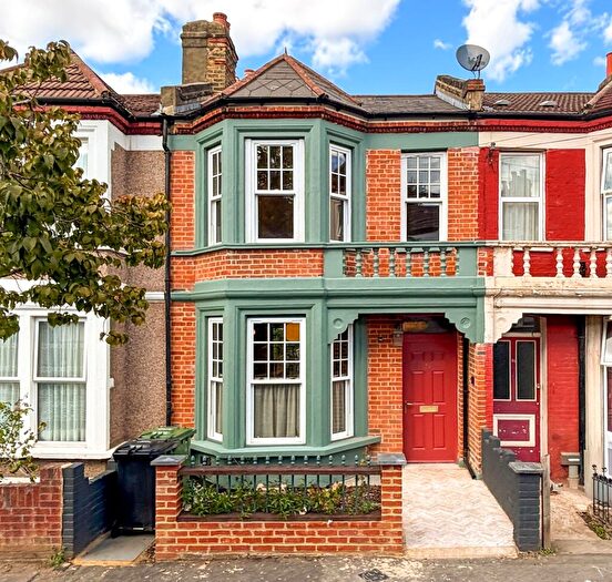 3 Bedroom Terraced House For Sale In Murillo Road, London, SE13
