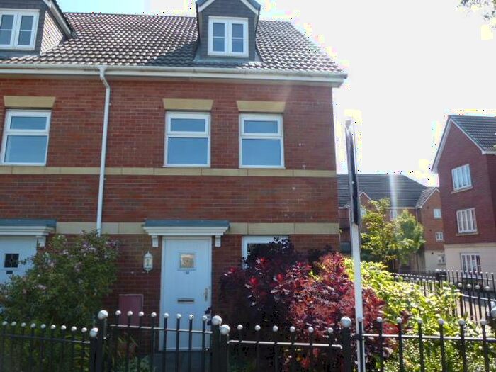 3 Bedroom House To Rent In Caerphilly Road, Llanishen, Cardiff, CF14