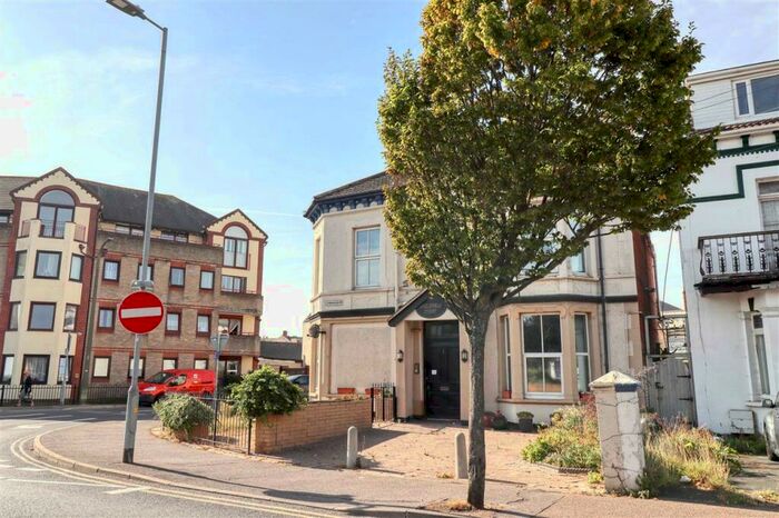 2 Bedroom Apartment For Sale In Anglefield Court, Carnarvon Road, Clacton On Sea, CO15
