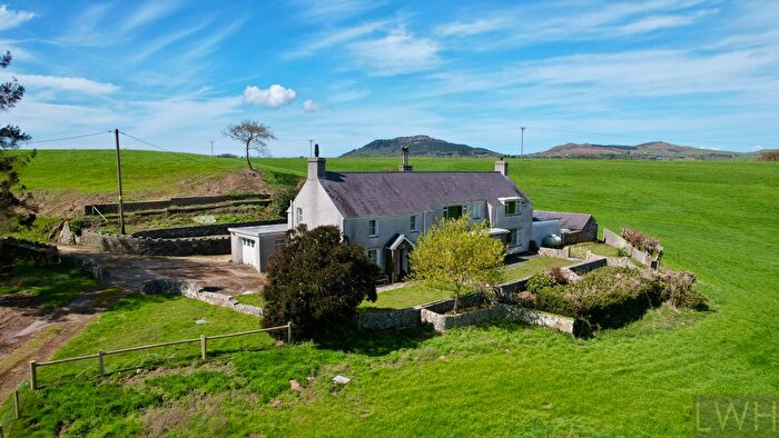 7 Bedroom Detached House For Sale In Bryn Bodfal, Rhydyclafdy - . Ac, LL53