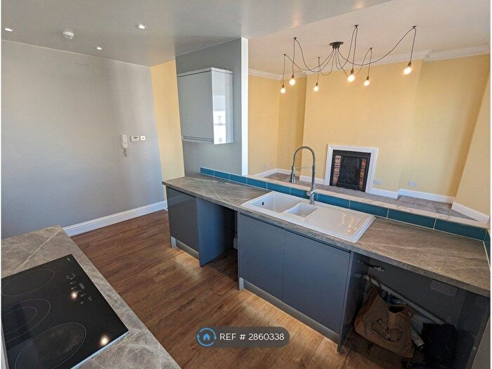 2 Bedroom Flat To Rent In Greenwich House, Margate, CT9