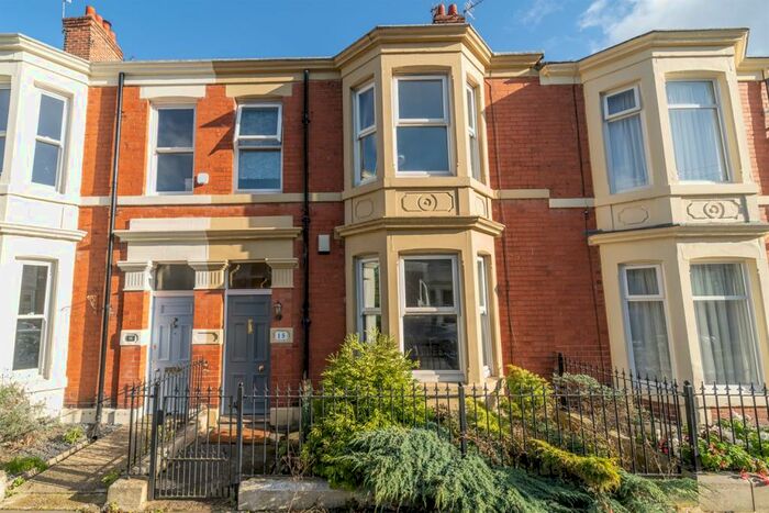 4 Bedroom Terraced House To Rent In Lyndhurst Avenue, Jesmond, Newcastle Upon Tyne, NE2