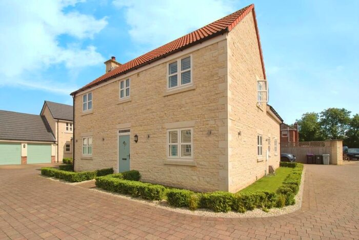 5 Bedroom Detached House For Sale In Wootton Close, Deeping St James, Market Deeping, PE6