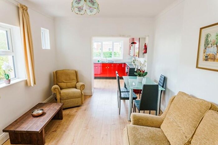 5 Bedroom Detached House To Rent In Orcheston Road, Charminster, BH8