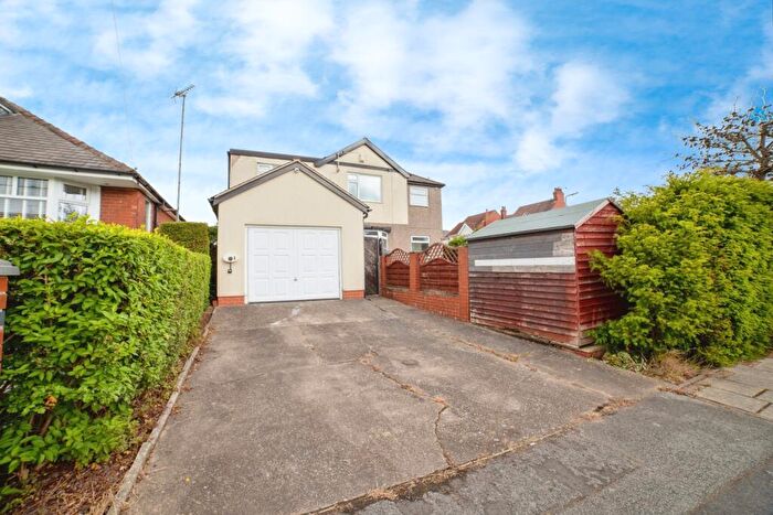 4 Bedroom Detached House For Sale In Frank Avenue, Mansfield, Nottinghamshire, NG18