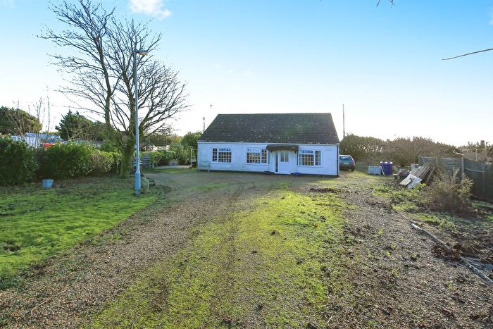 3 Bedroom Detached Bungalow For Sale In Wisbech Road, Thorney, Peterborough, PE6