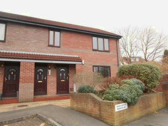 1 Bedroom Ground Flat To Rent In St. George, Bristol, BS5