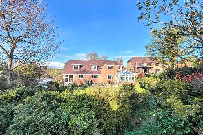 4 Bedroom Detached House For Sale In Redlynch, SP5