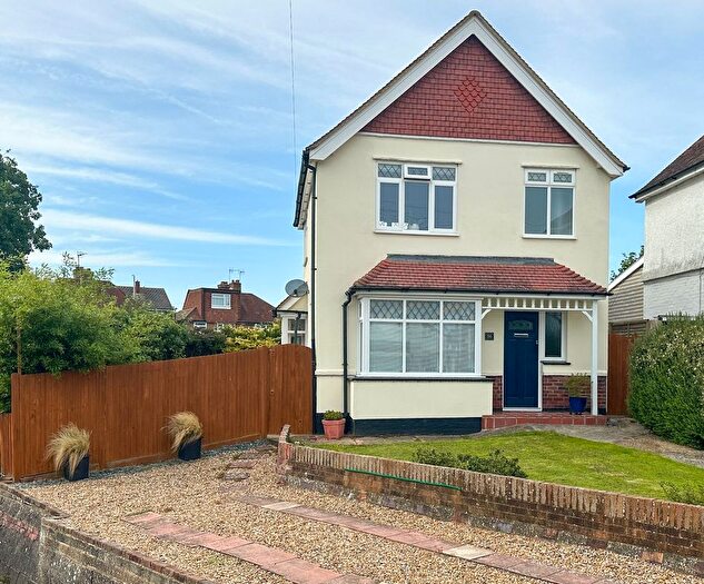 3 Bedroom Detached House For Sale In Springfield Road, Bexhill On Sea, TN40