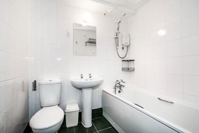 2 Bedroom Apartment To Rent In St Michaels Road, Bournemouth, BH2