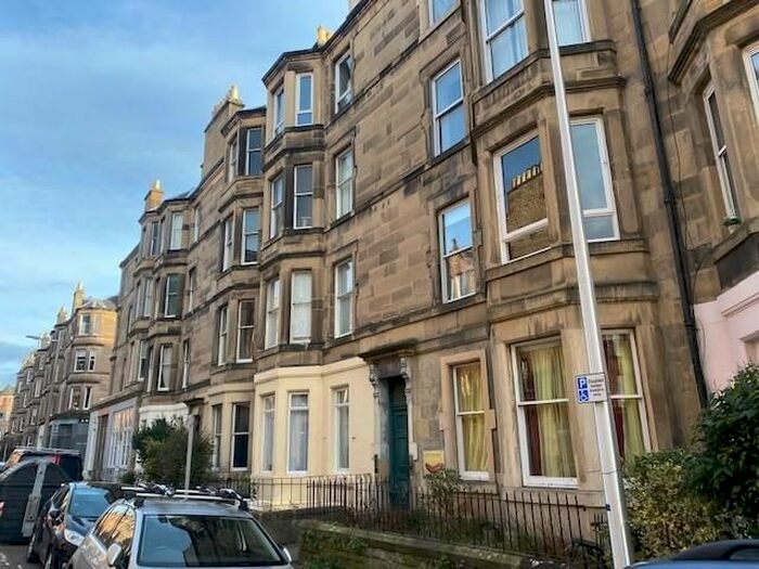 2 Bedroom Flat To Rent In Temple Park Crescent, Edinburgh, EH11