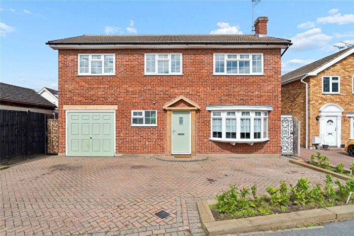 4 Bedroom Detached House For Sale In Regency Close, Wickford, Essex, SS11
