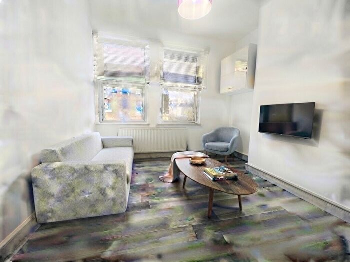 1 Bedroom Flat To Rent In Lennard Road, London, SE20
