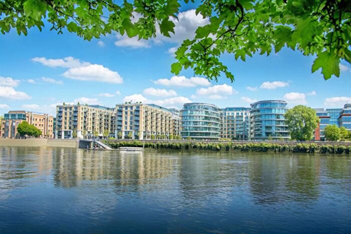 2 Bedroom Flat To Rent In Parr's Way, London, W6